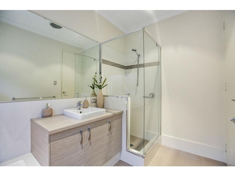 24 Panzano Circuit, Woodvale WA 6026