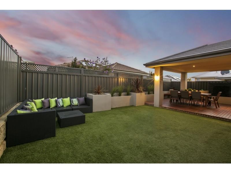 24 Panzano Circuit, Woodvale WA 6026