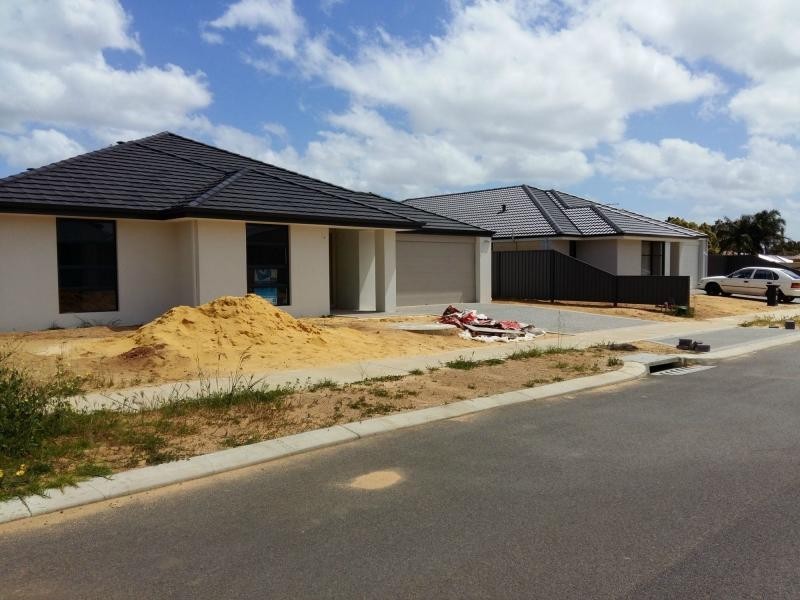 17 Hazelwood Road, Maddington WA 6109