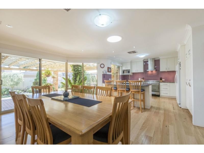 40 Reflection Gardens, Ballajura WA 6066