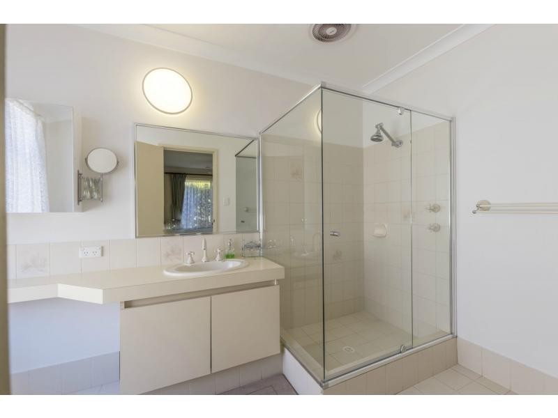 40 Reflection Gardens, Ballajura WA 6066