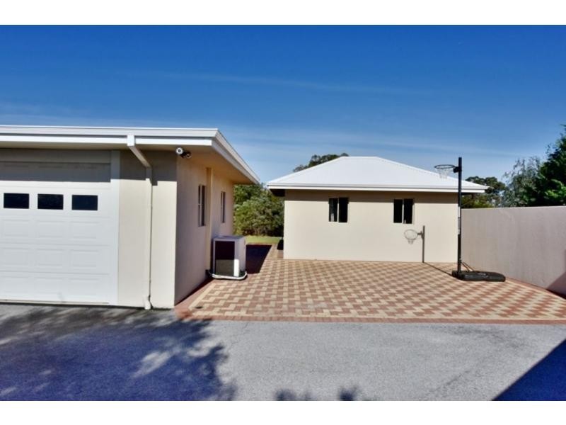 21 Tokay Lane, The Vines WA 6069