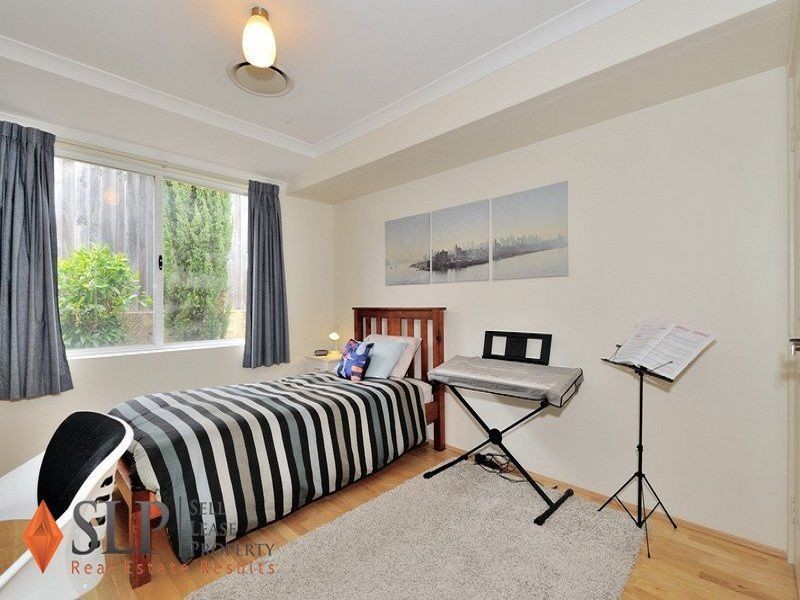 2 Maneroo Way, Ellenbrook WA 6069