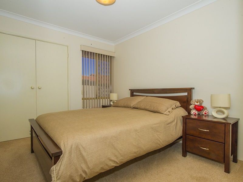 2/17 Camden Street, Dianella WA 6059