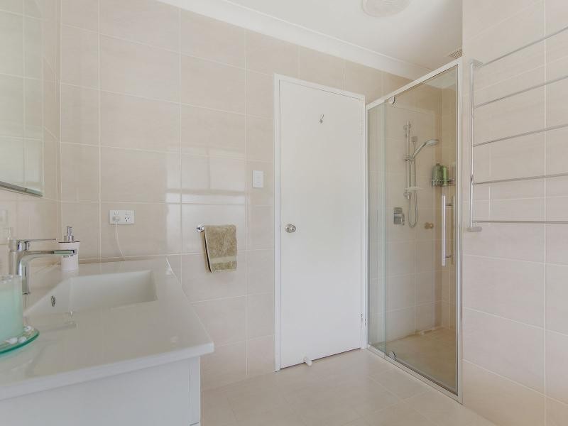 16 Hubbard Place, Safety Bay WA 6169