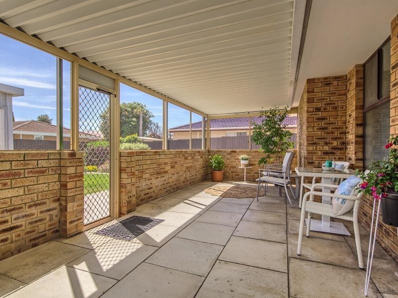 16 Hubbard Place, Safety Bay WA 6169