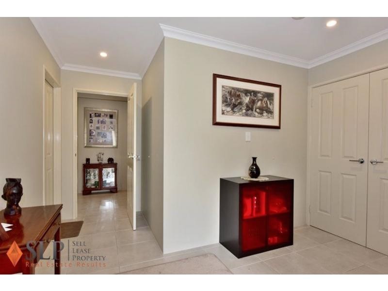 34 Pavilion Circle, The Vines WA 6069