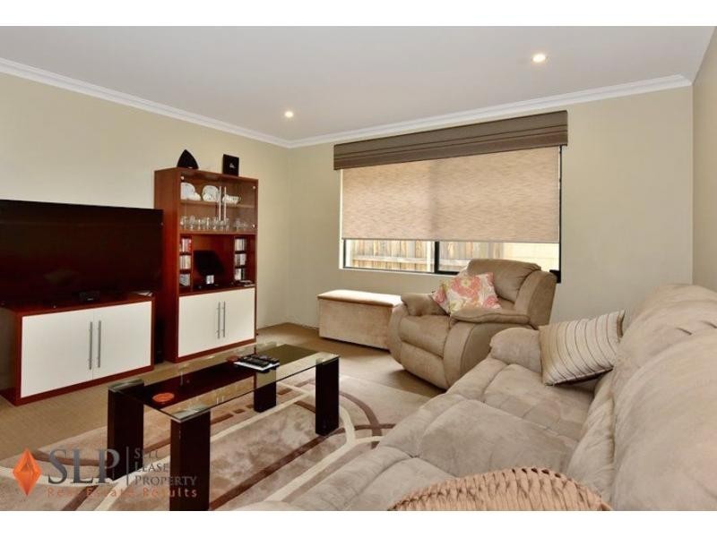 34 Pavilion Circle, The Vines WA 6069
