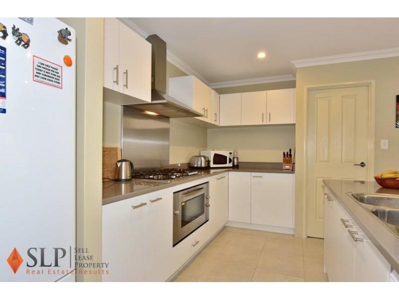 34 Pavilion Circle, The Vines WA 6069