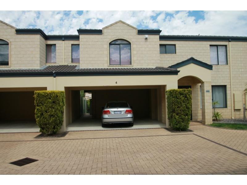 4/12 Kimberley Street, Belmont WA 6104