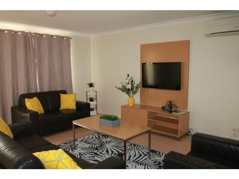 4/12 Kimberley Street, Belmont WA 6104