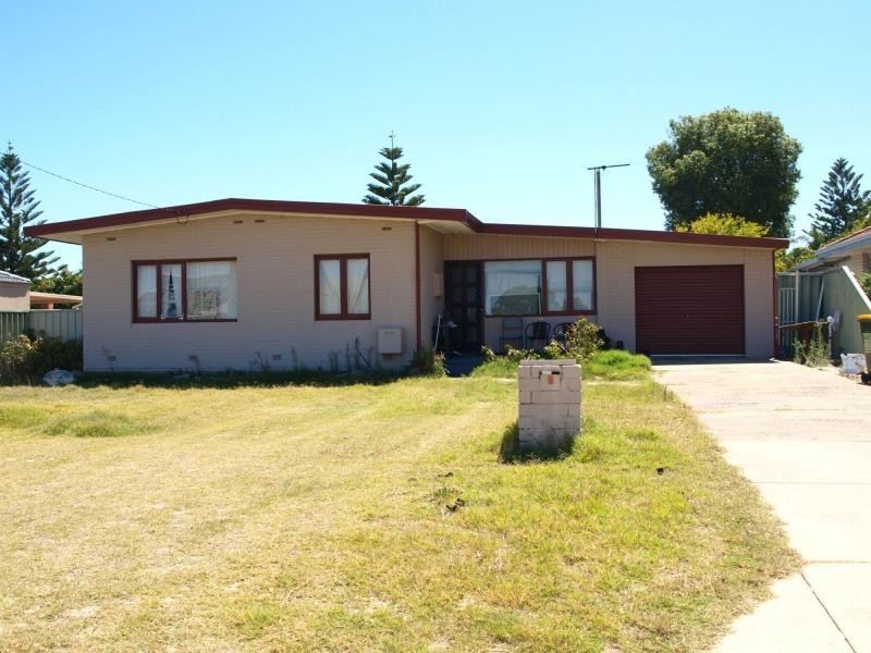 5 Innes Place, Girrawheen WA 6064