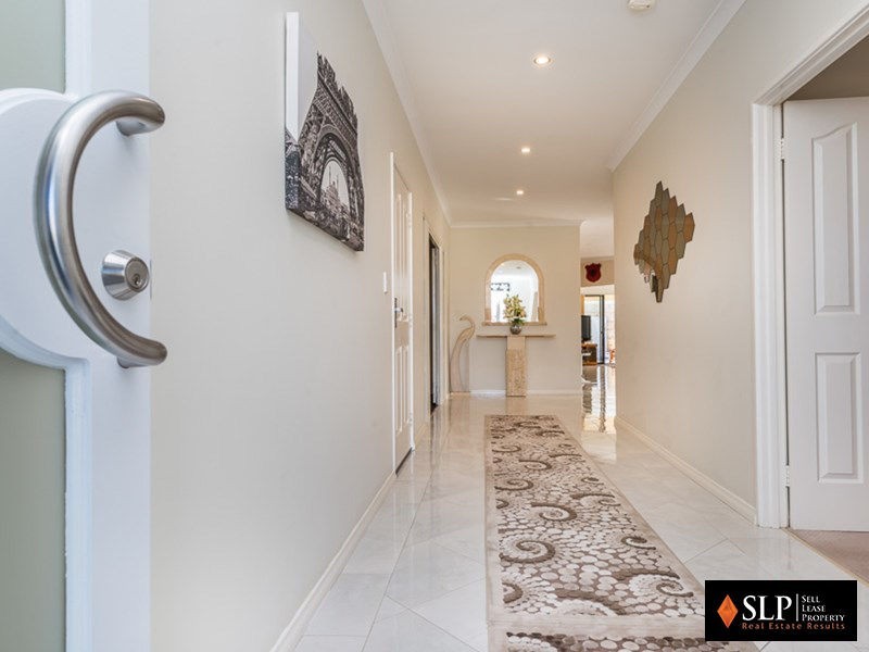 73 Regency Avenue, Madeley WA 6065