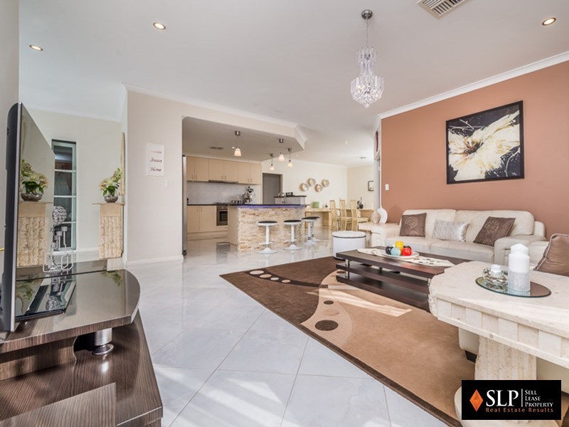 73 Regency Avenue, Madeley WA 6065