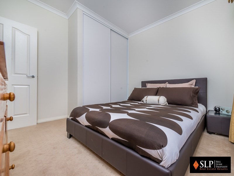 73 Regency Avenue, Madeley WA 6065