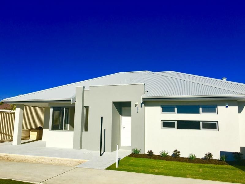 22 Observation Road, Craigie WA 6025