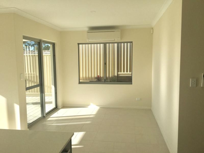 22 Observation Road, Craigie WA 6025