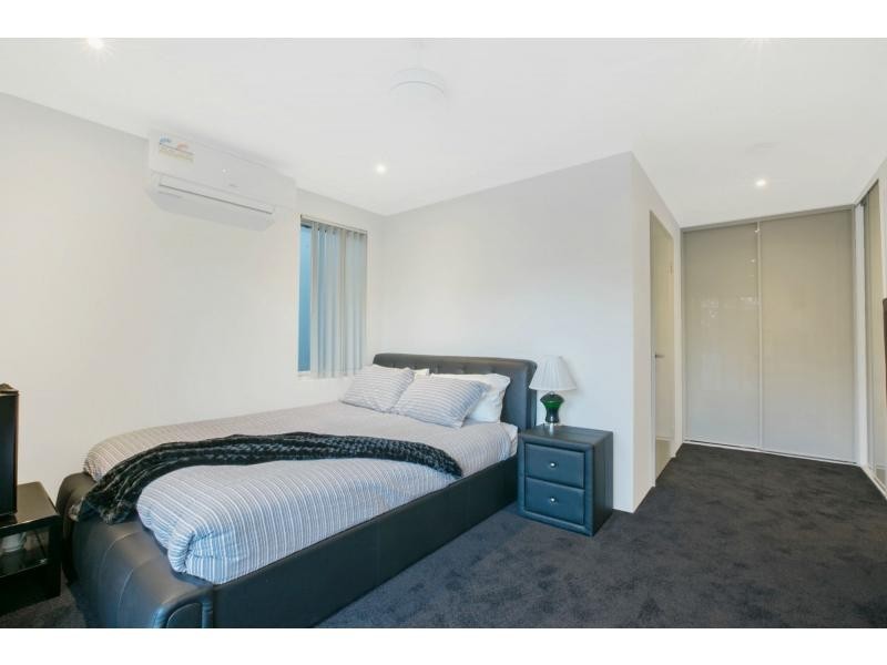 10 Hestia Way, San Remo WA 6210