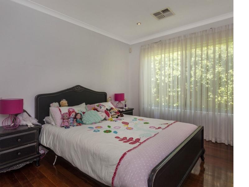 24 Ripple Way, Bateman WA 6150