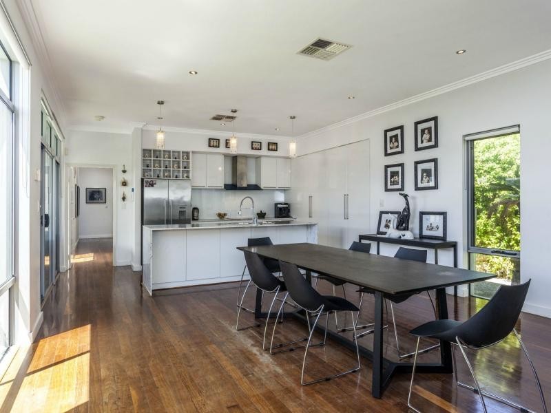 24 Ripple Way, Bateman WA 6150