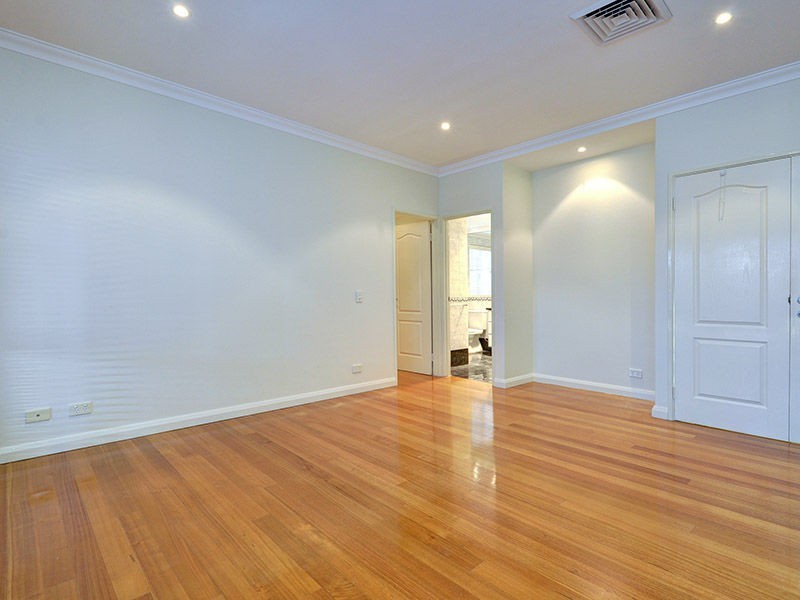 25 Long Reef Place, Hillarys WA 6025
