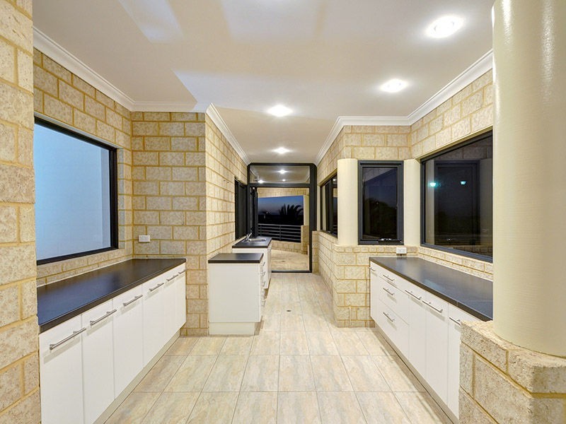 25 Long Reef Place, Hillarys WA 6025