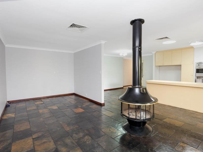 7 Alocasia Close, South Lake WA 6164
