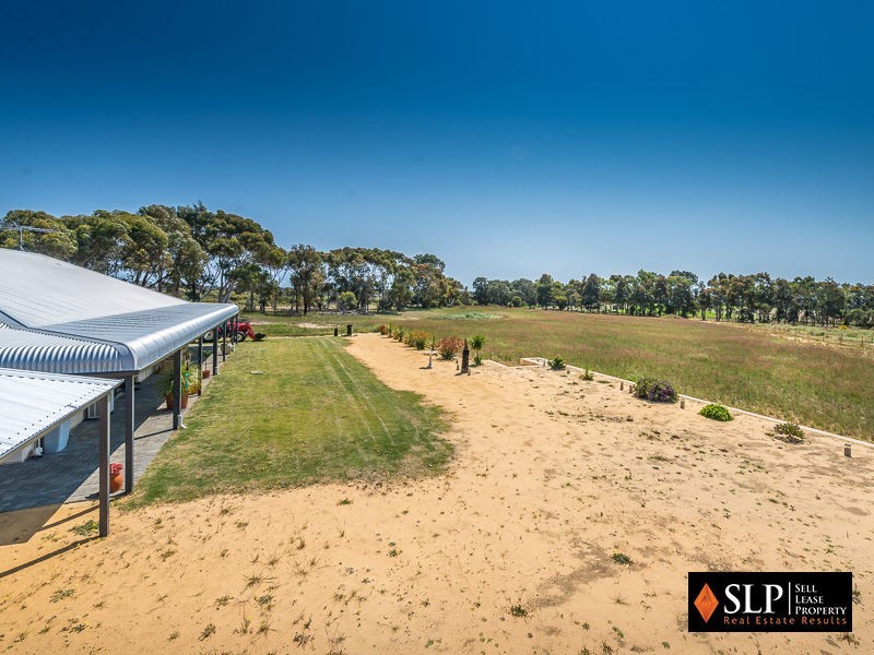 292 Sovereign Hill Drive, Gabbadah WA 6041