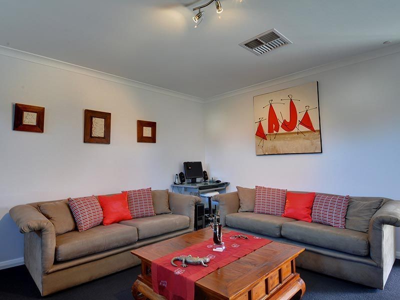 20 Glen Iris Drive, Jandakot WA 6164