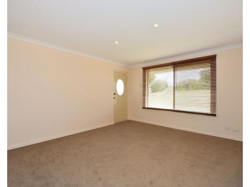 74 Unnaro Street, Hillman WA 6168