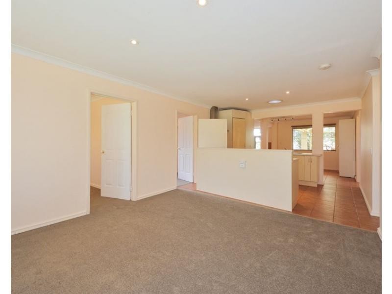 74 Unnaro Street, Hillman WA 6168