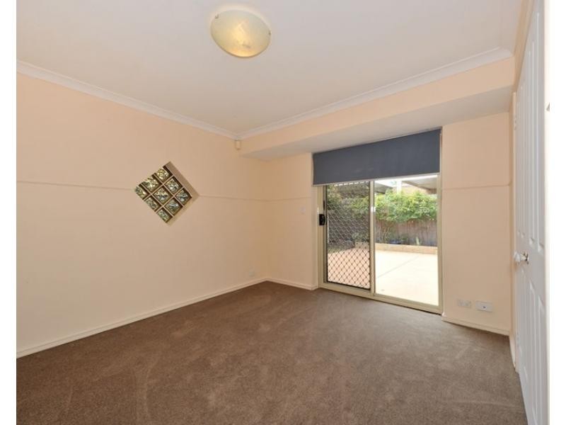 74 Unnaro Street, Hillman WA 6168