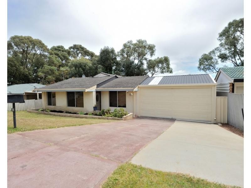 74 Unnaro Street, Hillman WA 6168