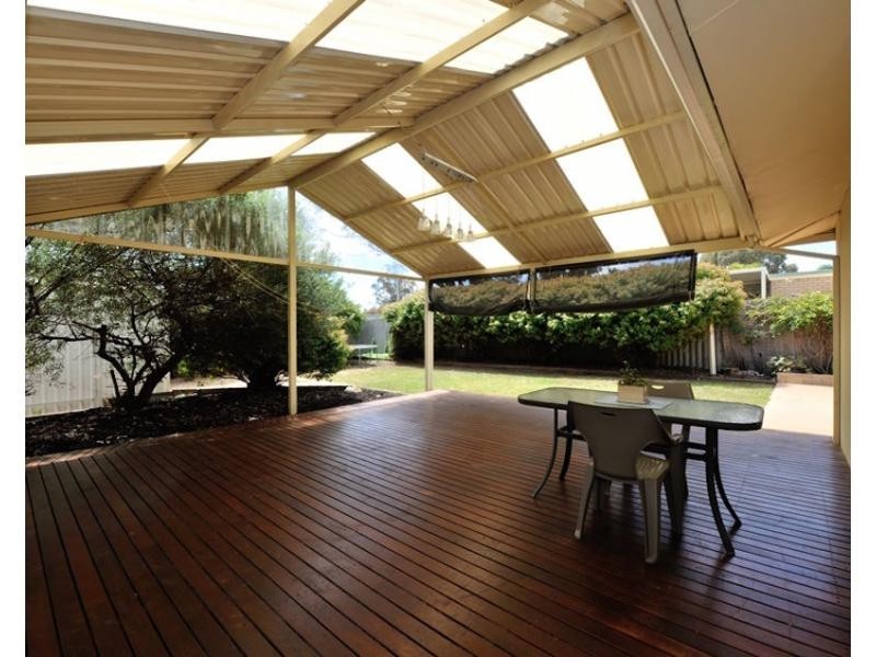 74 Unnaro Street, Hillman WA 6168