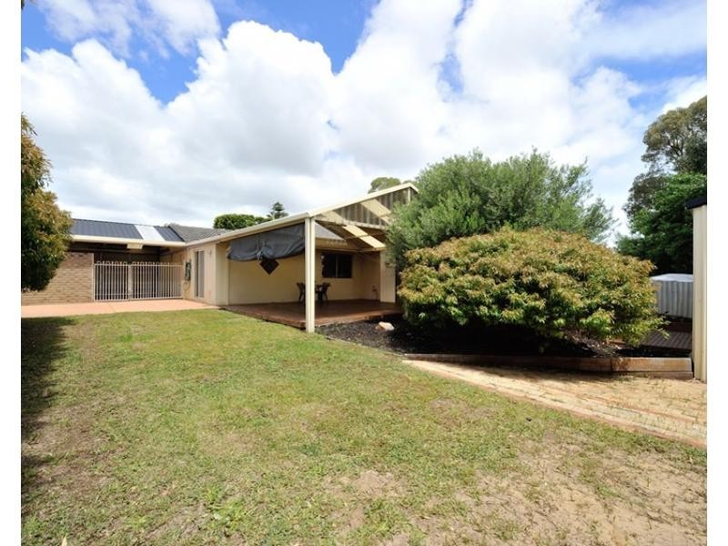 74 Unnaro Street, Hillman WA 6168