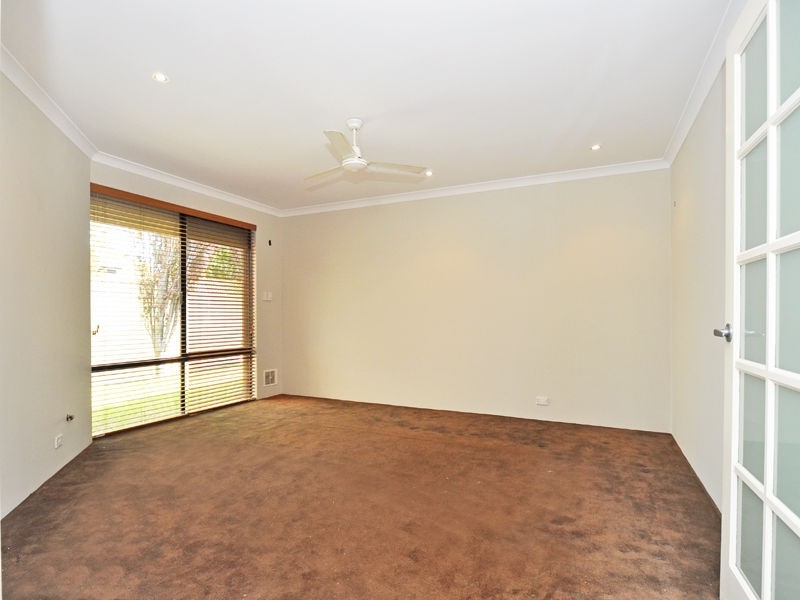 8 Nankeen Way, Gwelup WA 6018