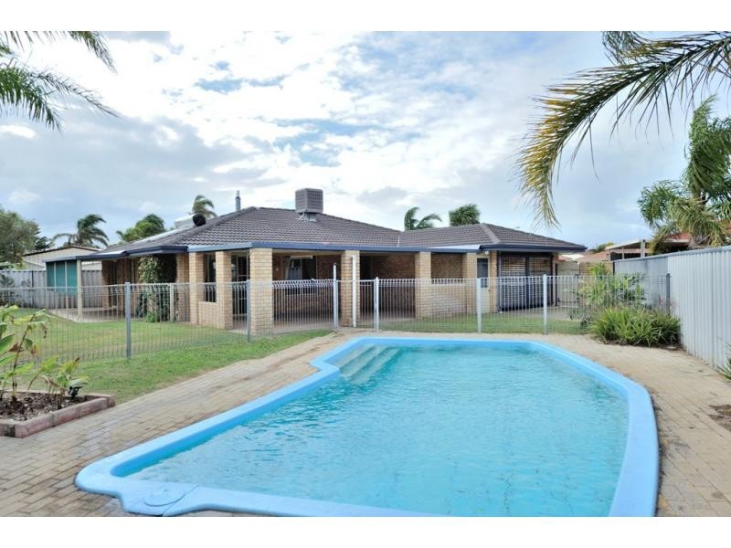 15 Elysee Court, Port Kennedy WA 6172