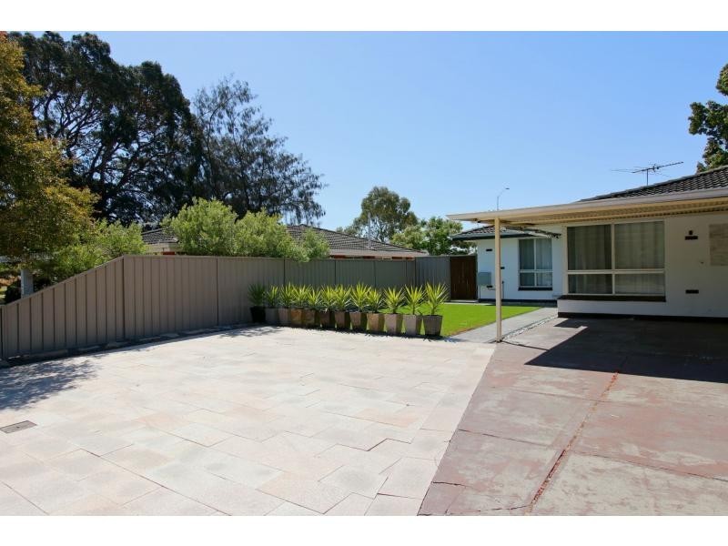 33 Sharon Drive, Carine WA 6020