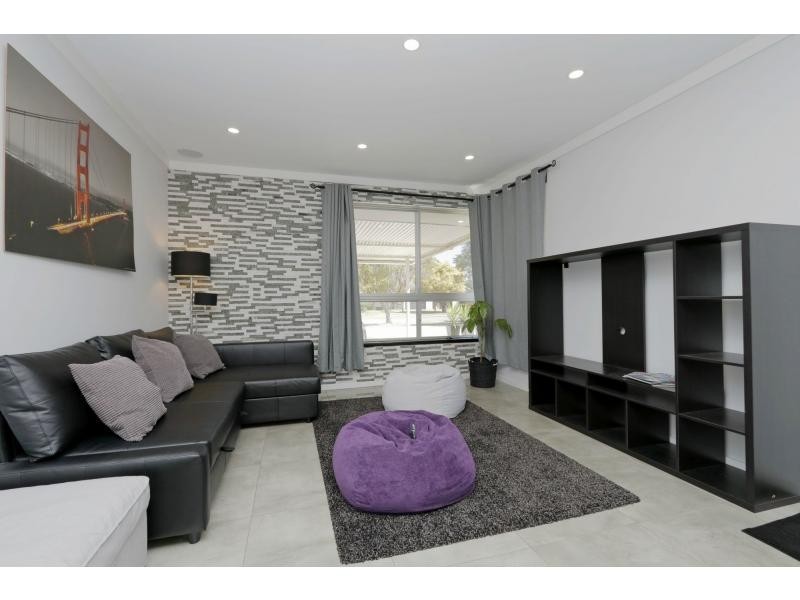 33 Sharon Drive, Carine WA 6020