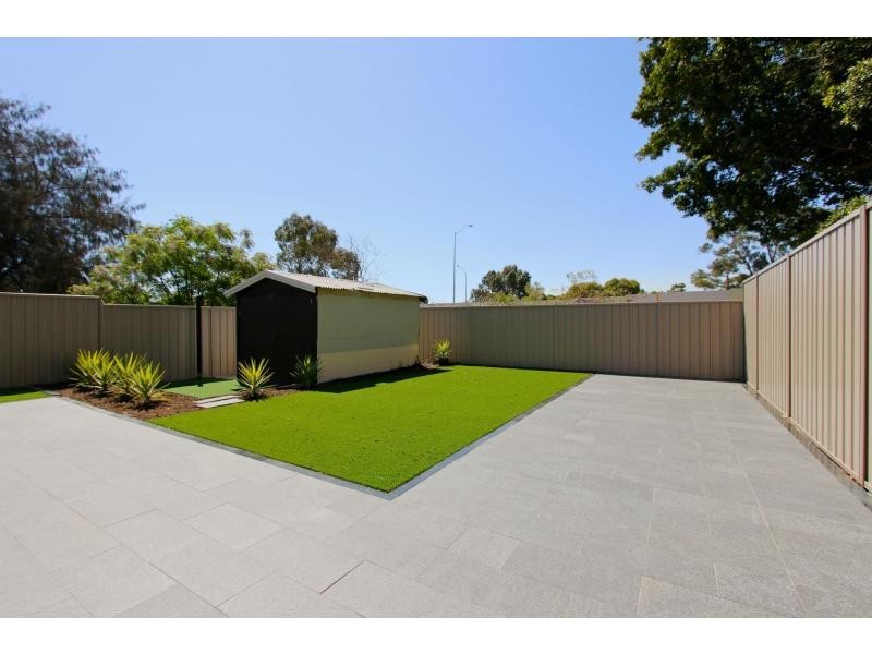 33 Sharon Drive, Carine WA 6020
