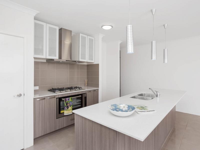 113 Sapphire Chase, Wellard WA 6170