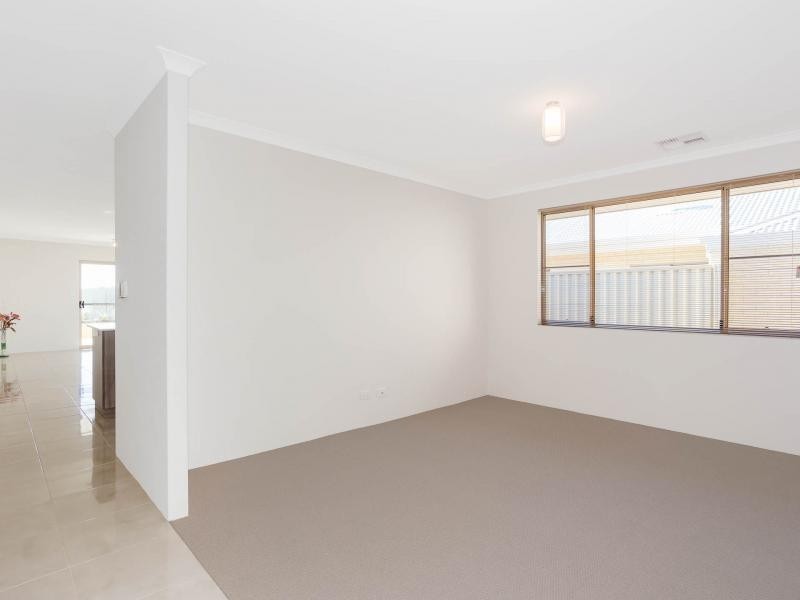 113 Sapphire Chase, Wellard WA 6170