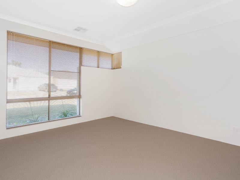 113 Sapphire Chase, Wellard WA 6170