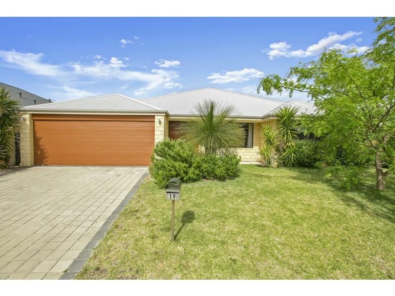 19 Tyringa Crescent, Burns Beach WA 6028