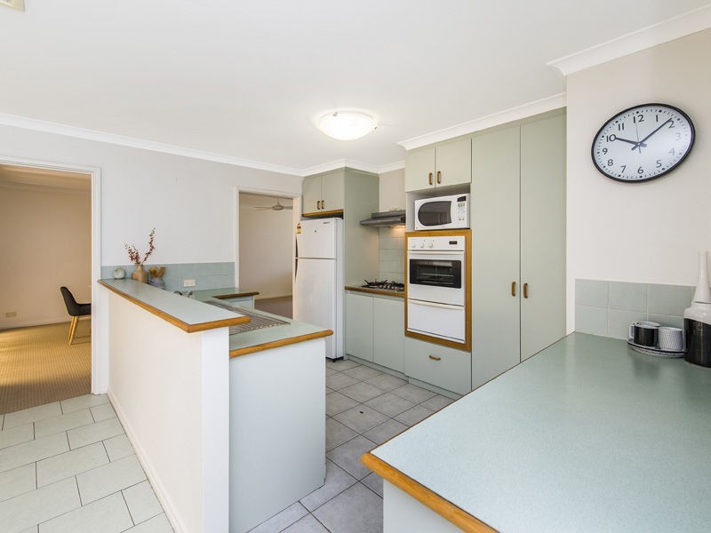 1/14 Forward Street, Manning WA 6152