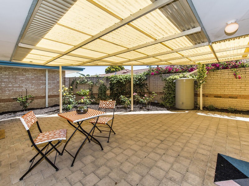 1/14 Forward Street, Manning WA 6152