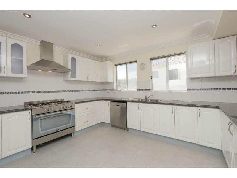 3/253 Ocean Keys Boulevard, Clarkson WA 6030