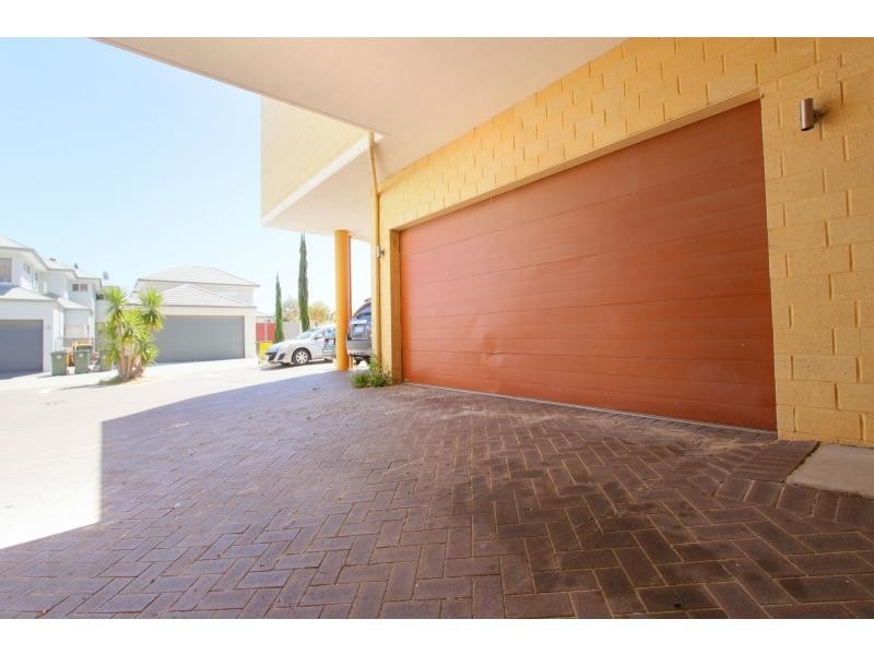 3/253 Ocean Keys Boulevard, Clarkson WA 6030