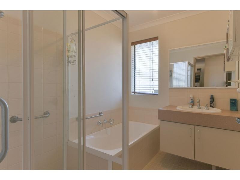 1/4 Alder Court, Ballajura WA 6066