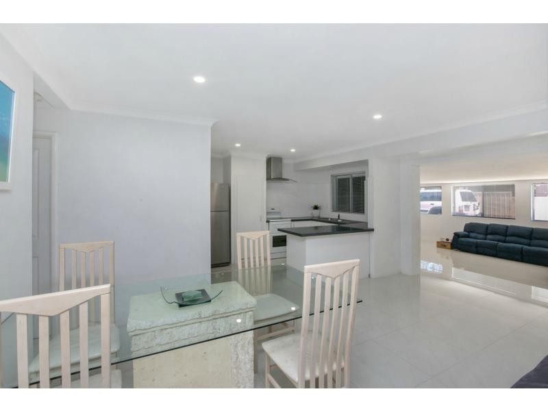 2 Sentron Place, Merriwa WA 6030